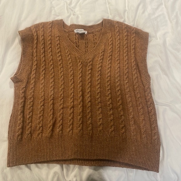 Knit Vest - Picture 1 of 3